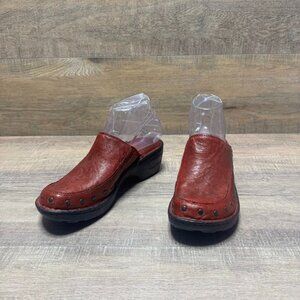 Born Majesty Red Leather Studded Clogs Women's Size 8